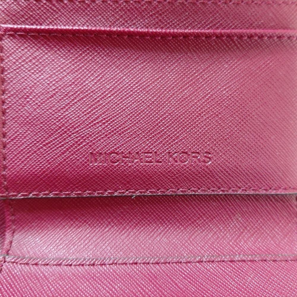 Michael Kors Wallet Small Burgundy Saffiano Leather Tri-fold - Picture 8 of 10